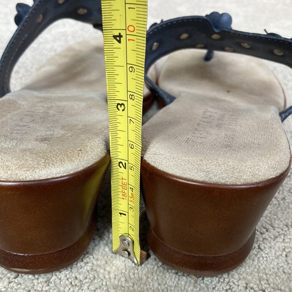 Tuscany Resort By Easy Street Black Thong Wedge Flip Flops Sandals Size 8.5 - Picture 3 of 6